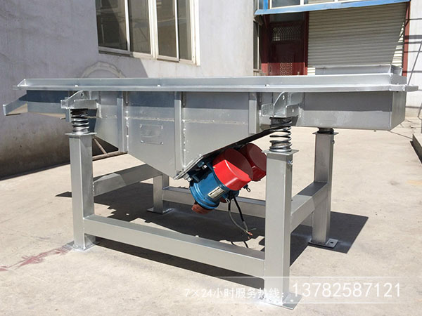 不銹鋼振動篩分機應用在對物料保護比較好的行業(yè)